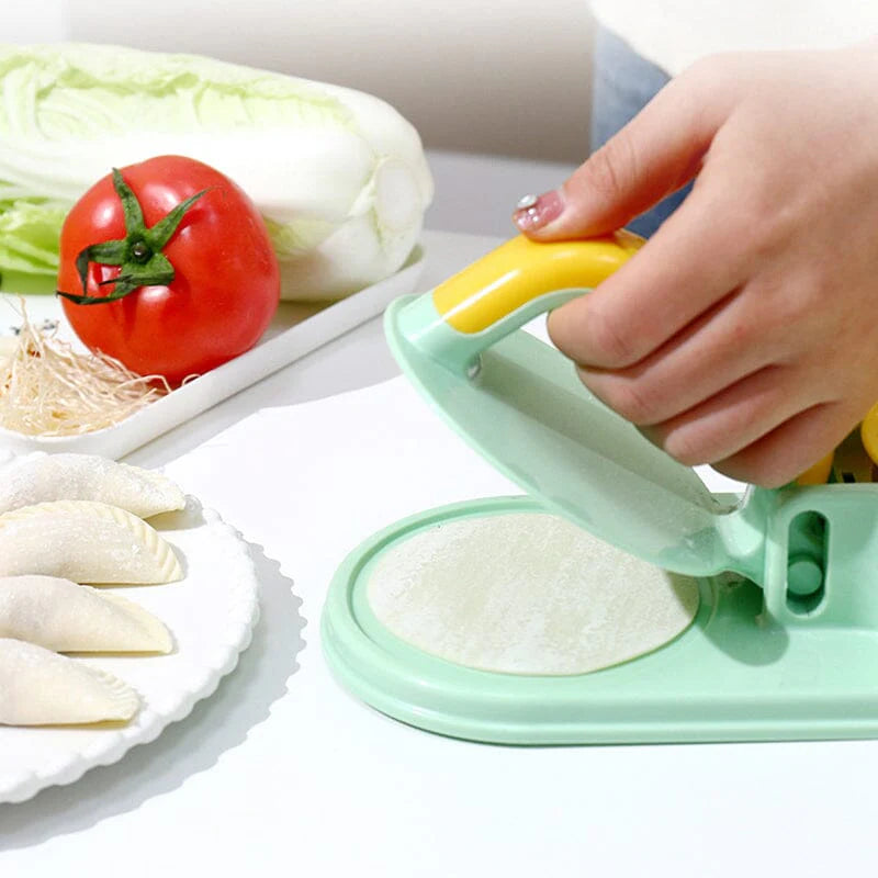 3 In 1 Kitchen Dumpling Mold Pressing Machine